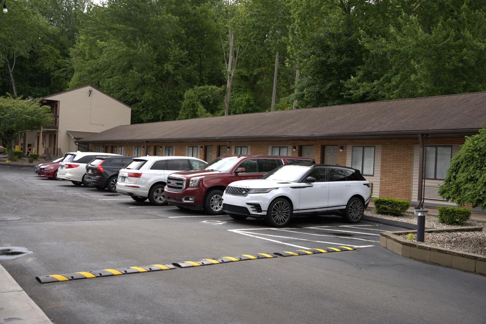 Carrier Motor Lodge Newington Dış mekan fotoğraf